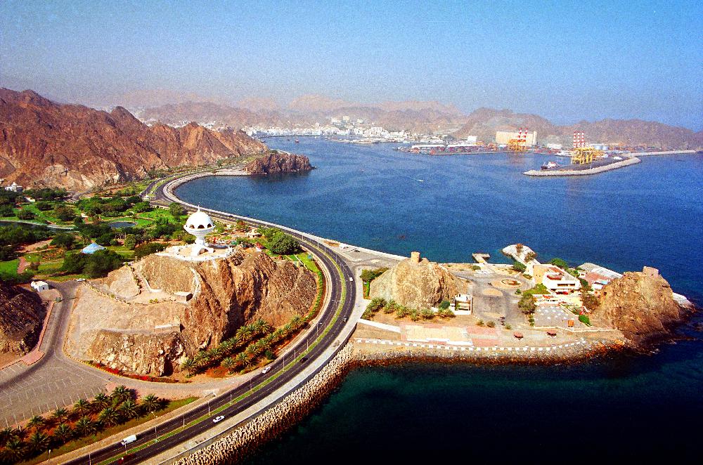 طريق مطرح البحري