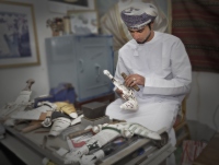 الخناجر والسيوف