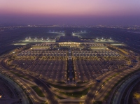 المطارات