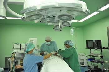 Servicios sociales, médicos e de Ingeniería 