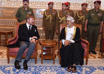 جلالة السلطان يستقبل ملك نيذرلاندز