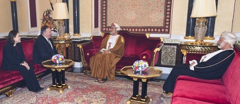 جلالة السلطان المعظم يستقبل وزير الخارجية الأمريكي