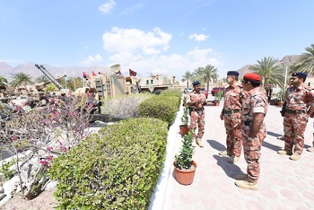 زيارة مدفعية سلطان عُمان