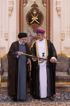 جلالة السلطان يستقبل الرئيس الإيراني
