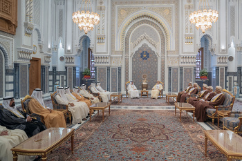  HM The Sultan Receives Ruler of Ras Al Khaimah