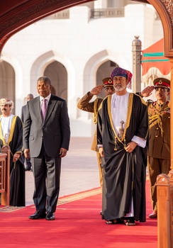 جلالة السلطان المعظم يستقبل فخامة الرئيس جواو مانويل لورينسو رئيس جمهورية أنجولا 
