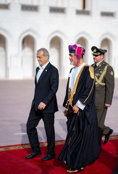 Seine Majestät der Sultan empfängt den Präsidenten der Islamischen Republik Iran