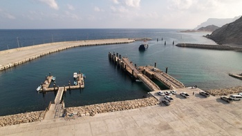 Der Hafen der Wilayat Shalim und der Hallaniyat Inseln