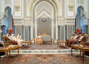جلالة السلطان المعظم يستقبل ولي عهد دبي