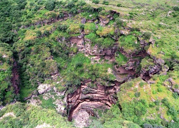 Cueva de Taiq – wilaya de Mirbat