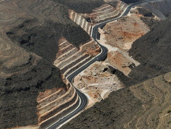 Route montagneuse (Arjoot – Sarfait) dans la wilaya de Dhalkut