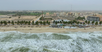 Strand Al Dahariz