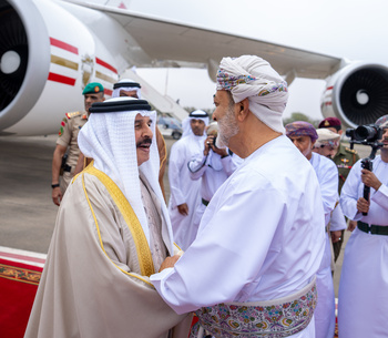 جلالة السلطان المعظم يستقبل ملك البحرين