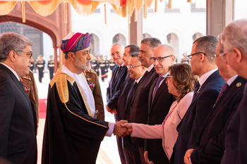Su Majestad el Sultán recibe al Presidente de Argelia