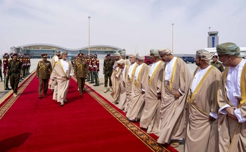 Su Majestad preside la ceremonia de inauguración del Proyecto de la Refinería de Duqm, en presencia de Su Alteza el Emir de Kuwait