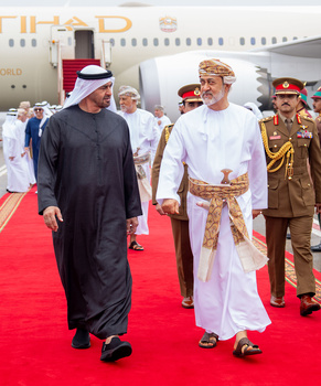 Su Majestad el Sultán recibe al Presidente de los Emiratos Árabes Unidos