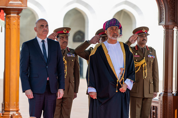 Sa Majesté le Sultan reçoit le Président de la Confédération suisse