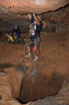 Barakat Al Sharaf Cave, Al Dakhiliyah Governorate