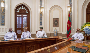 HM Sultan Haitham bin Tarik Al Said met with business owners and representatives from small and medium enterprises and startups