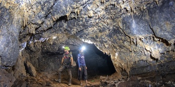 Khaslat Safi Desert Cave, Al Jabal Al Akhdar