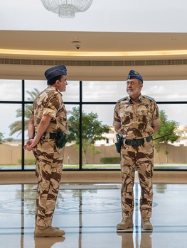 Su Majestad el Sultán realiza una visita a la Base Aérea de Al Musanah – 07/01/2026