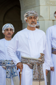 Prière de l’Aïd à la grande mosquée Sultan Qaboos, dans la wilaya de Bouchher, gouvernorat de Mascate, le 31/03/2025