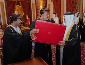 Sa Majesté le Sultan visite le Royaume de Bahreïn