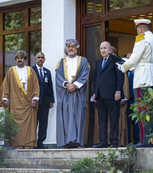 Visite de Sa Majesté le Sultan à la République algérienne démocratique et populaire