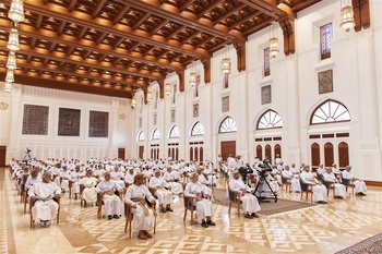 Sa Majesté le Sultan rencontre les cheikhs du gouvernorat de la Sharqiyah Nord