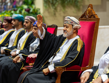 Sa Majesté le Sultan préside le festival étudiant « La Renaissance renouvelée d’Oman »