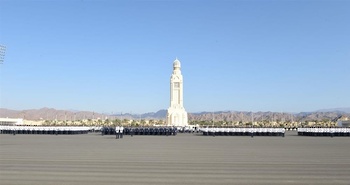 Sa Majesté le Sultan, Commandant suprême, patronne la célébration de la Police royale d’Oman à l’occasion de sa Journée annuelle