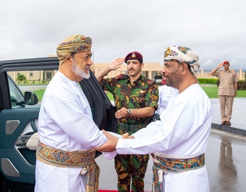 Su Majestad el Sultán inaugura la nueva sede del Servicio de Seguridad Interior en la Gobernación de Dhofar – 9/9/2026