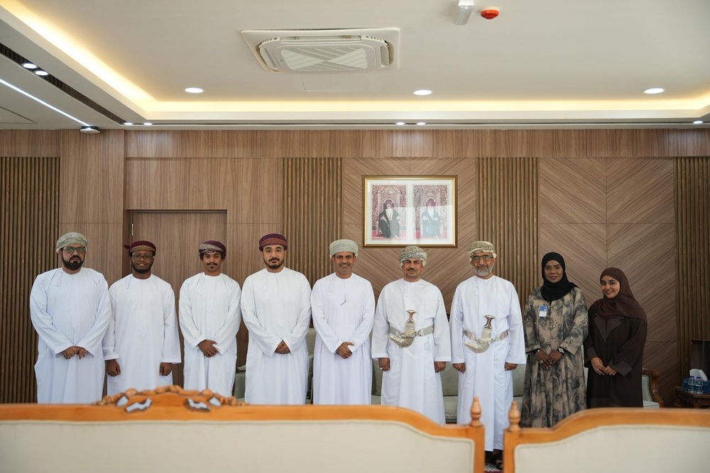 Information Minister Honors Media Personnel in South A’Sharqiyah