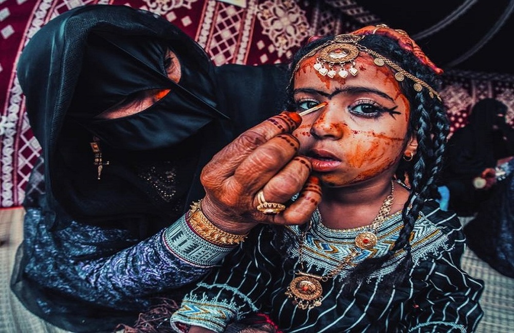 The prominent role of Oman herbs for female hygiene and beautification