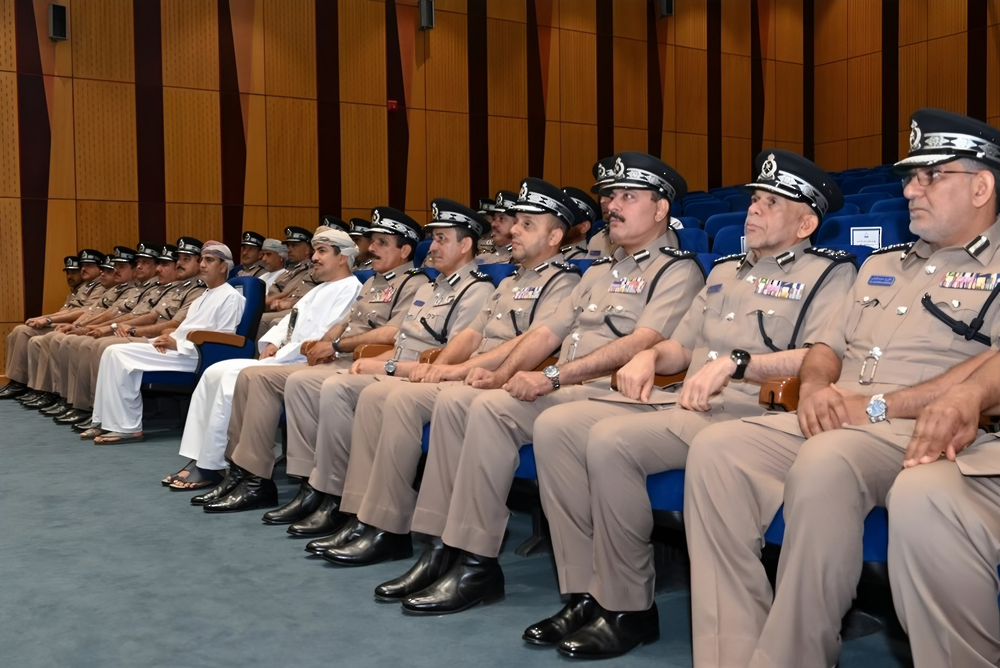 H.E Minister of Information meets a number of senior officers of the ROP