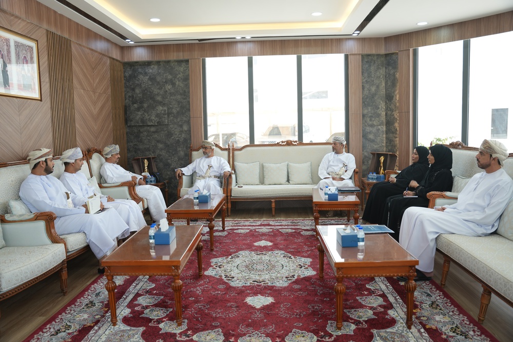 Information Minister Honors Media Personnel in South A’Sharqiyah