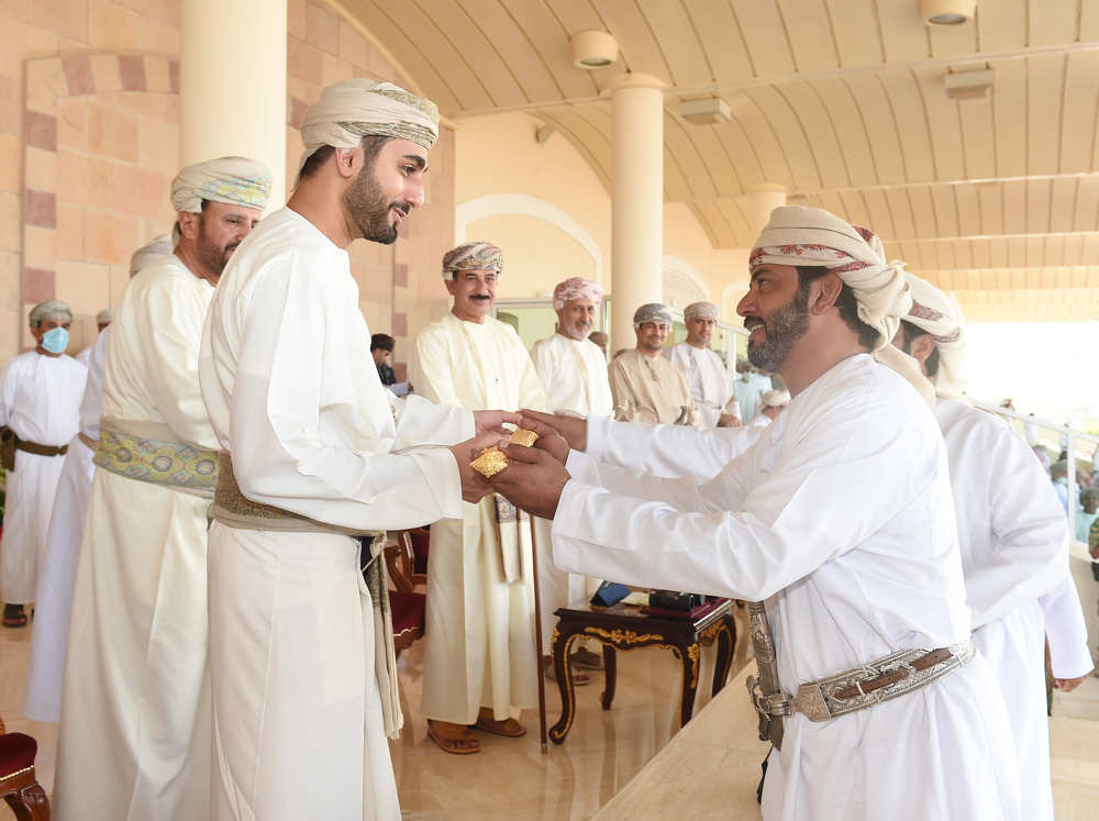 HH Sayyid Theyazin Presides over Closing Ceremony of Camel Races Festival