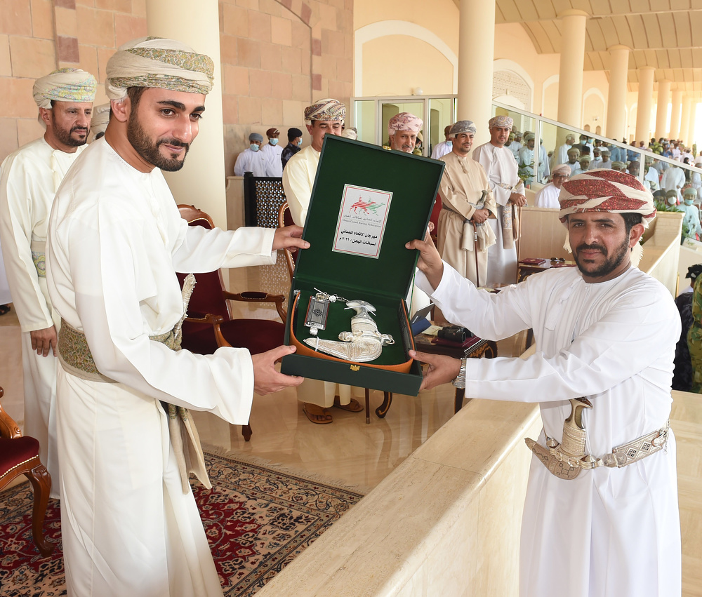 HH Sayyid Theyazin Presides over Closing Ceremony of Camel Races Festival