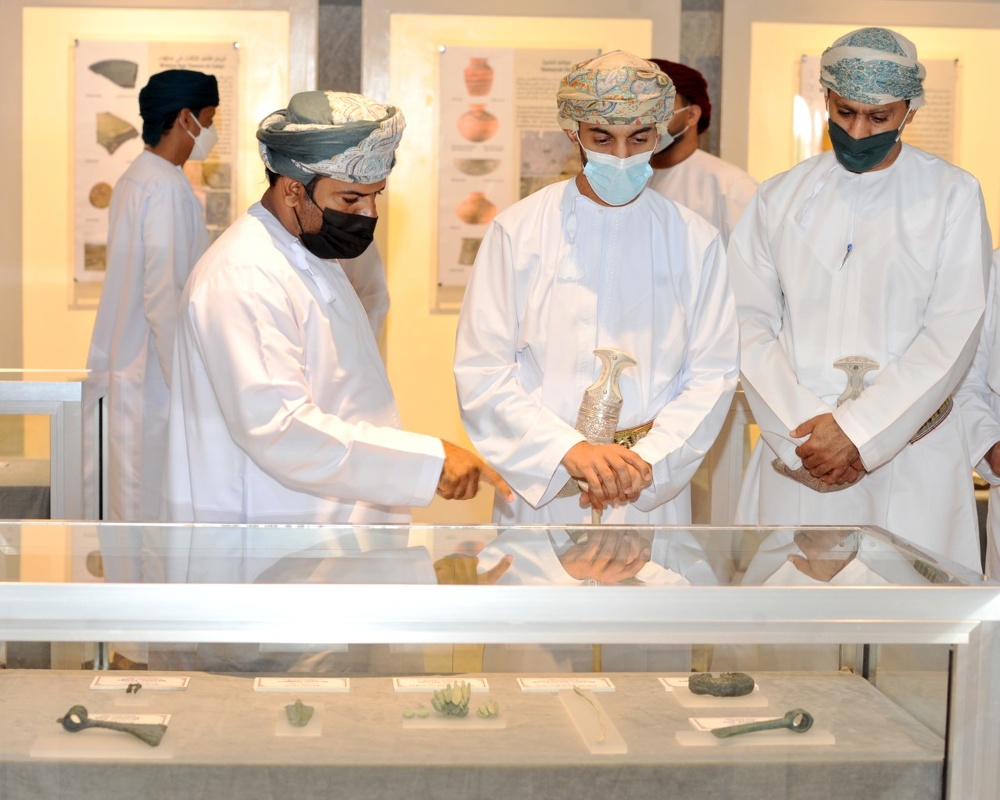 Archeological Discoveries Exhibition Kicks Off in Al Baleed Site